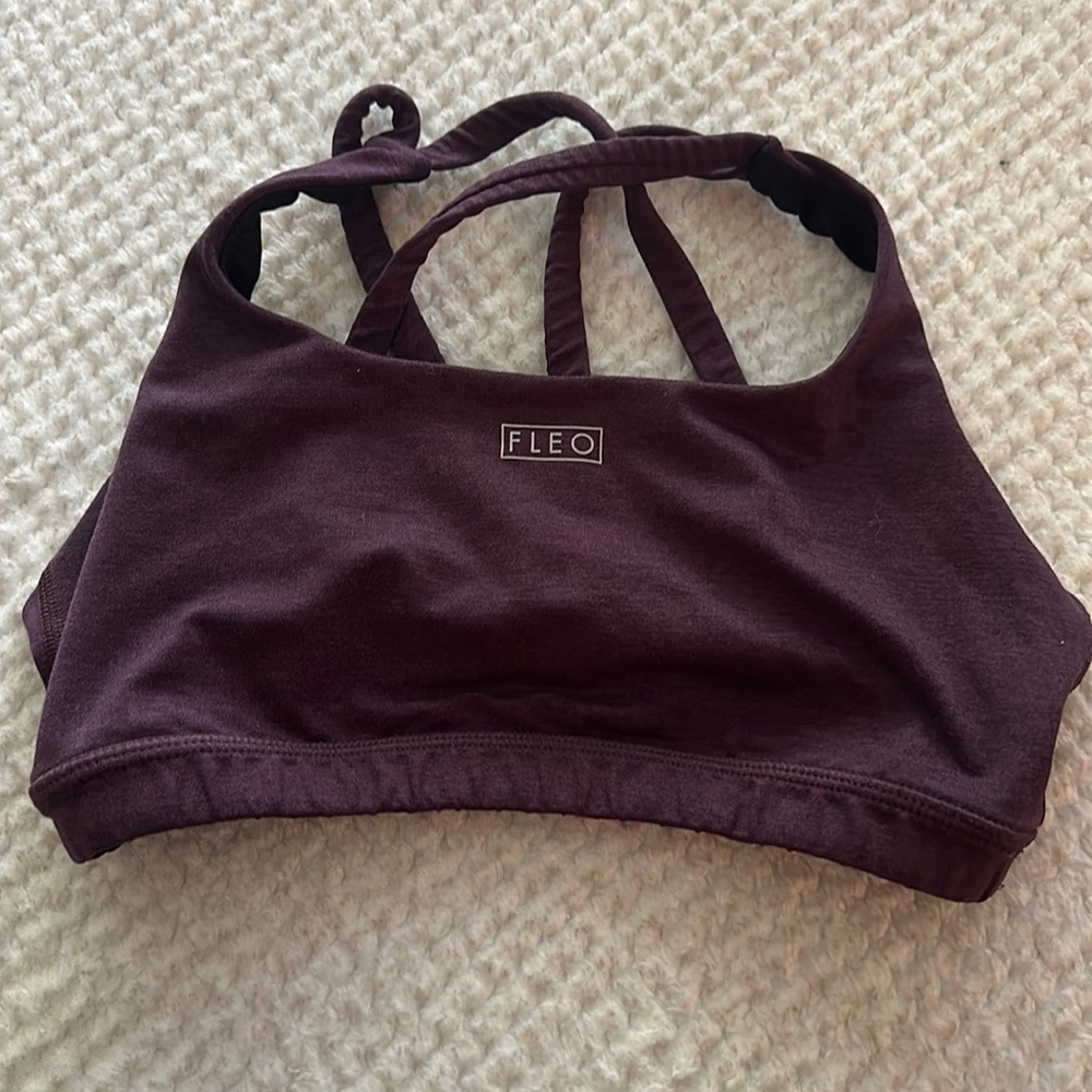 Sports bra